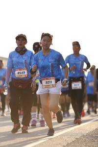 BIB: 8549, 9211
                            <button type="button" onclick="openModal(3106122)" class="btn btn-primary btn-sm float-right btn-popup" data-toggle="modal" data-target=".modal-high-quality">
                        <i class="fas fa-shopping-cart"></i> Add to Cart
                    </button>
                                            <button type="button" onclick="isThisMe(3106122, true)" class="btn btn-success btn-sm float-right btn-popup btn-isme hidden" data-toggle="tooltip" data-placement="bottom" title="นี่คือรูปของคุณใช่ไหม คลิกที่นี่เพื่อเอาเข้าอัลบั้ม">
                        <i class="fas fa-plus"></i> Add to album
                    </button>
                    <button type="button" onclick="isThisMe(3106122, false)" class="btn btn-warning btn-sm float-right btn-popup btn-isnotme hidden">
                        <i class="fas fa-ban"></i> Remove from album
                    </button>